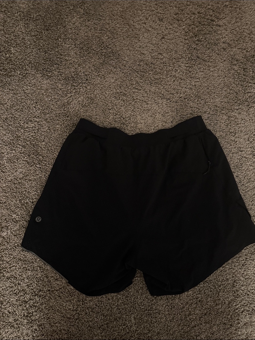 Lululemon - Picture 2 of 4